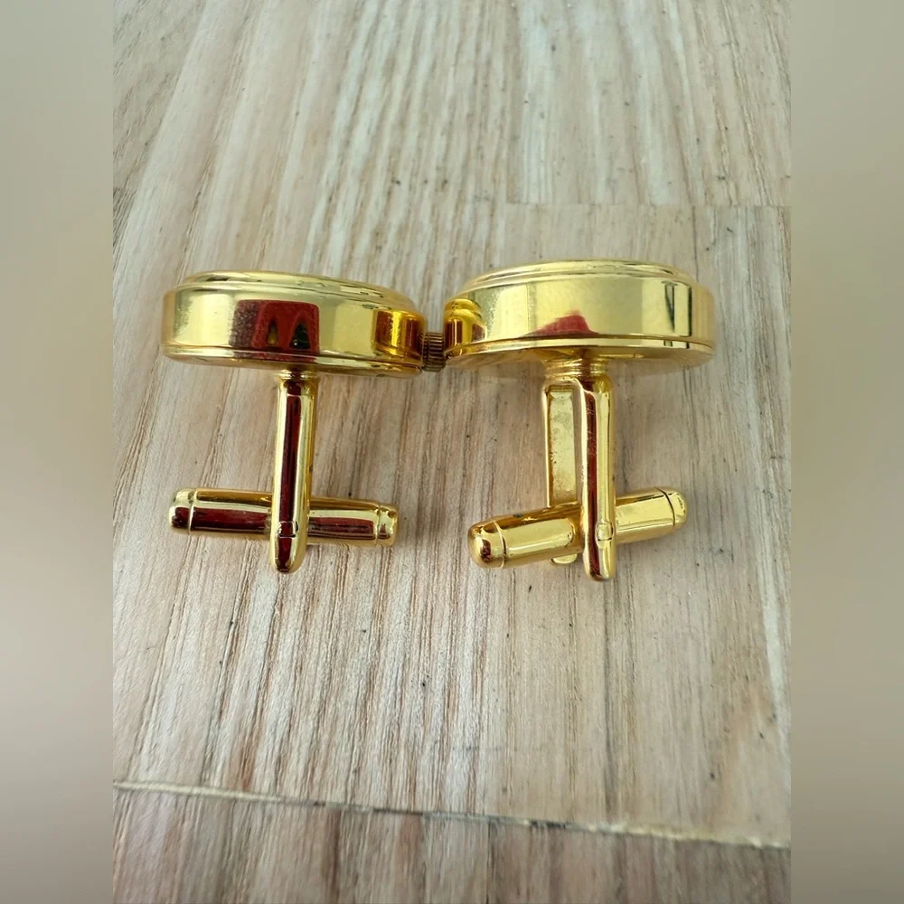 Vivaldi mens gold tone watch cuff links NEW BATTERIES
